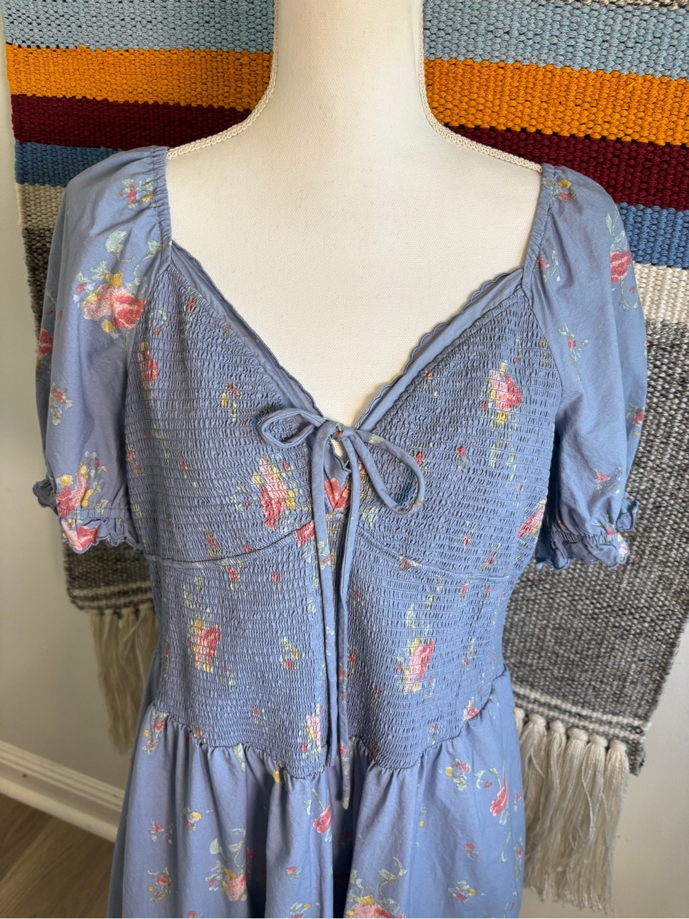 NWT Universal Thread Light Blue Floral Maxi with Smocked Bodice - Picture 2 of 6